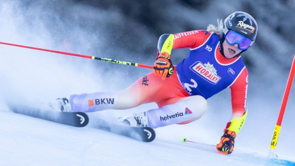 Sportschau Wintersport - Riesenslalom Der Frauen - Zusammenfassung Des 2. Durchgangs