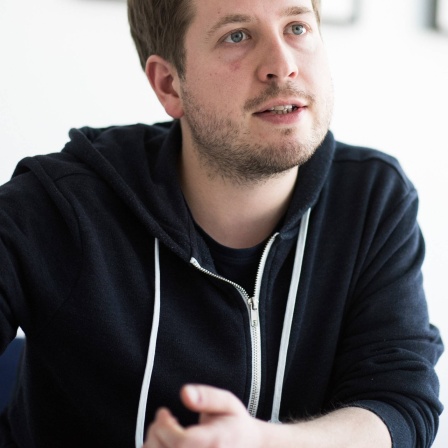 Kevin Kühnert (SPD), anlässlich eines Interviews für die Schwäbische Zeitung, hier im Willy-Brandt-Haus. 