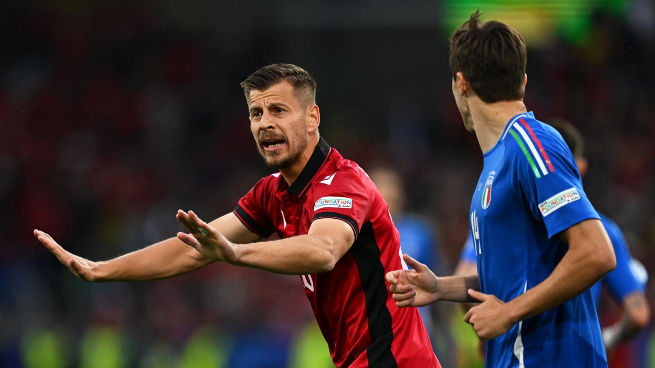 Italien gegen Albanien - ganzes Spiel 