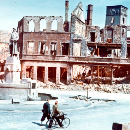 Kriegsende 1945: zerstörte Stadt