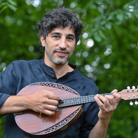 Klassik aktuell · Interview mit Avi Avital · Podcast in ARD Sounds