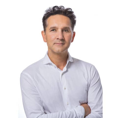 Dr. Engin Osmanoglou ist Arzt aus Leidenschaft: gesund alt werden. Wie das funktionieren kann und worauf wir achten sollten, verrät er in SWR1 Leute.