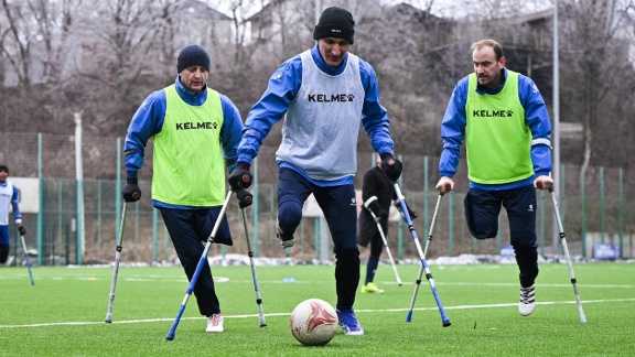Morgenmagazin - Fußball-turnier Für Kriegsversehrte