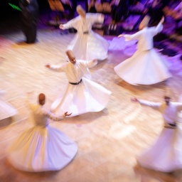 Drehende Derwische - Tanz und Musik der Sufis