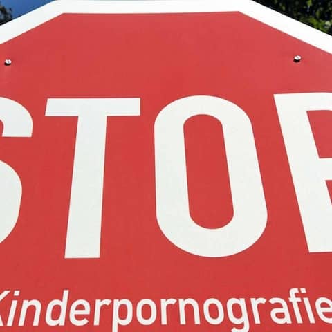 Stopschild: Kinderpornographie