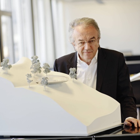 Prof. Dr. Dr. E.h. Werner Sobek, Architekt mit Zukunftsstudie