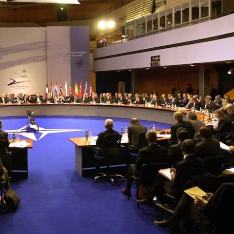 Eröffnungssitzung des NATO-Gipfeltreffens am 21.11.2002