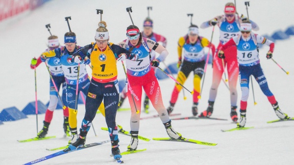 Sportschau Wintersport - Biathlon: Massenstart Der Frauen - Die Zusammenfassung