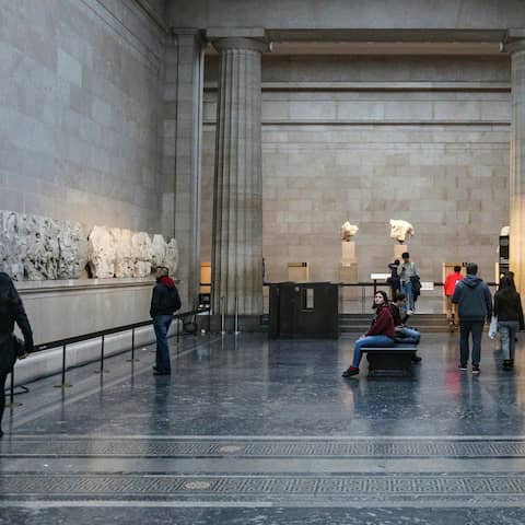 Besucher im British Museum, London 2018.