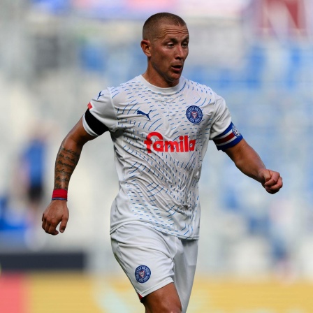 Lewis Holtby von Holstein Kiel