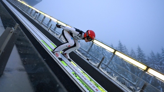 Sportschau - Skispringen In Klingenthal - Die Zusammenfassung