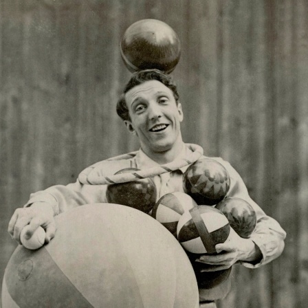 Portrait von Enrico Rastelli. Italienischer Jongleur. Bergamo. Italien. Photographie. Um 1920.