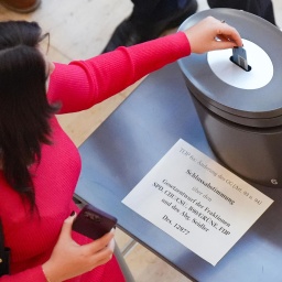 Abstimmung im Deutschen Bundestag zur Grundgesetzänderung zur Stärkung des Bundesverfassungsgerichts