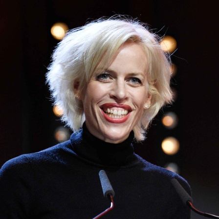 Katja Eichinger (hier bei der Berlinale 2019) hat mit dem Buch "Das grosse Blau. Côte d’Azur" einen Reisebegleiter für die französische Küste verfasst.