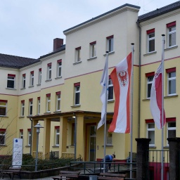 ARCHIV: Sana Krankenhaus in Templin (Bild: picture alliance/Bernd Settnik/dpa-Zentralbild/ZB)