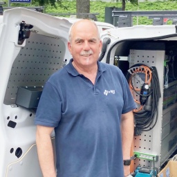 Carsten Wulff is de Baas vun Elektro Eckstein in Hamborg-Bardörp.