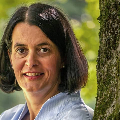 Prof Claudia Traidl-Hoffmann