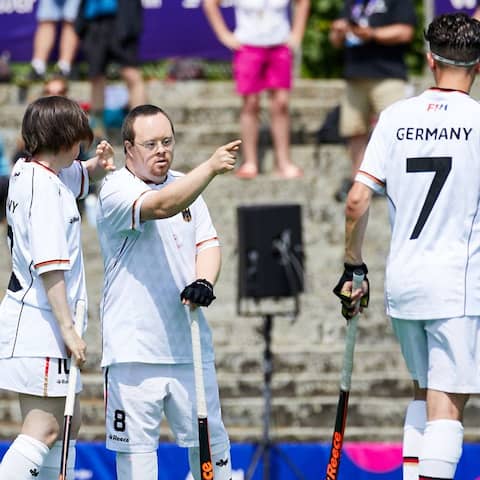 Hockey-Partie bei den Special Olympics in Berlin