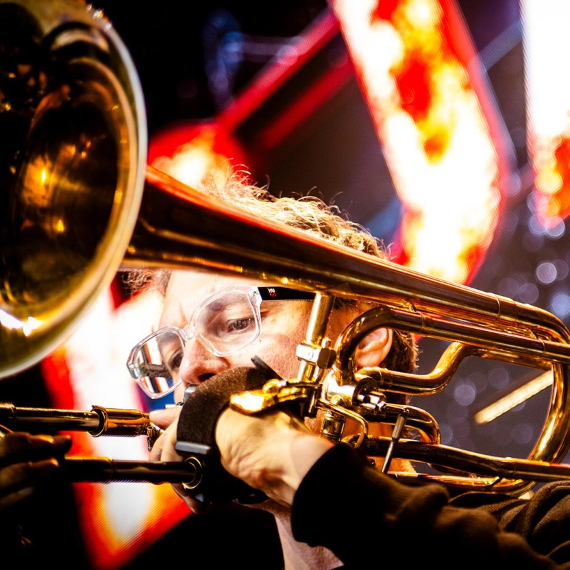 Cover: NDR Bigband - Absurditätenkabinett