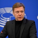 Politiker Martin Schirdewan beim Pressebriefing der Fraktion Die Linke im Europäischen Parlament am 17. Januar 2023