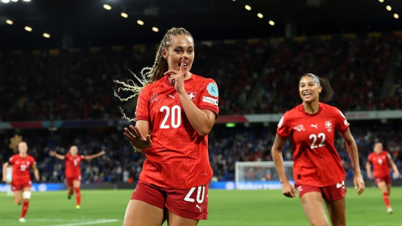 Coverbild Deutschland / Giulia Gwinn