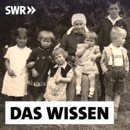 Mutter mit ihren 6 Kindern im Deutschland der späten 1930er