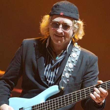 Bassist Steffi Stephan anlässlich eines Udo Lindenberg Konzertes