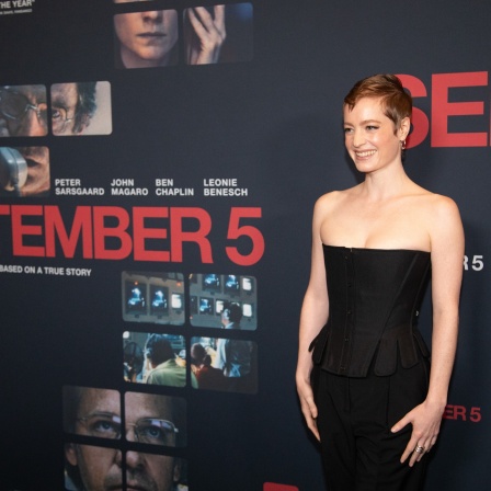 Leonie Benesch arrives on the red carpet for the Paramount Pictures New York Special Screening of "September 5" | Bild: @ Picture Alliance