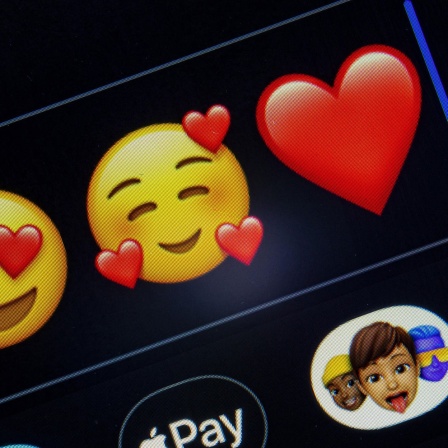 The Most Romantic Valentine&#039;s Day emojis. Symbolfoto