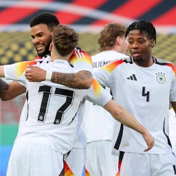 Die deutschen U21-Nationalspieler jubeln nach einem Treffer gegen Israel