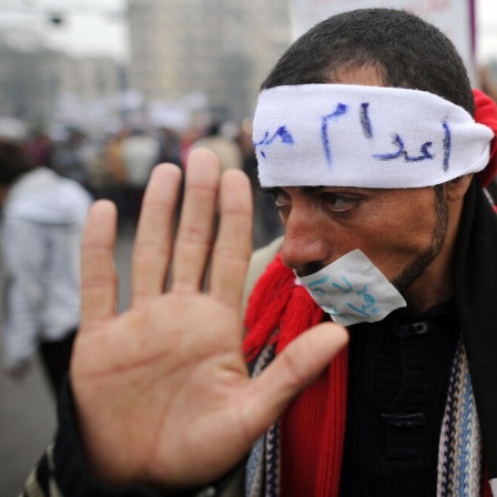 Die Mutter des Tahrir - Eine Ägypterin kämpft für die Freiheit ihres Sohnes