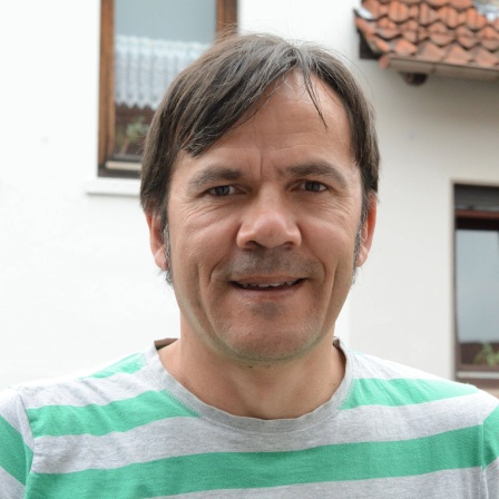 Dr. Bernd Hüttner, Politikwissenschaftler