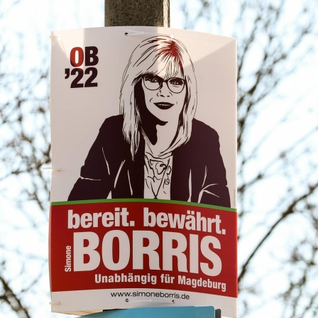 Wahlplakat für Simone Borris zur Magdeburger Oberbürgermeisterwahl 2022.