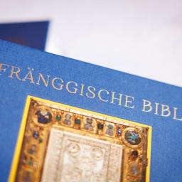 Selich sin die Sanfdmüdichn: Die Bibel jetzt auf Fränggisch