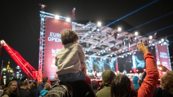 Musiksendungen Im Ersten - Europa Open Air 2024 Des Hr-sinfonieorchesters Und Der Ezb