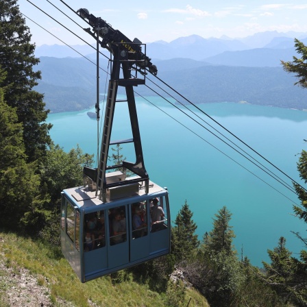 Seilbahnen - Am Drahtseil auf Gipfel und durch Städte