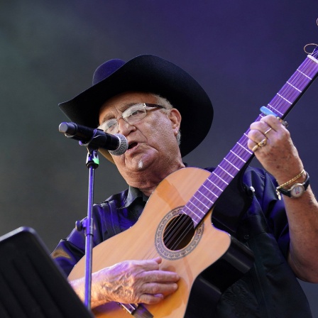 Eliades Ochoa