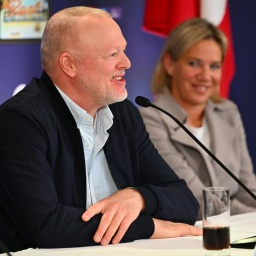 Stefan Raab und ARD-Programmdirektorin Christine Strobl