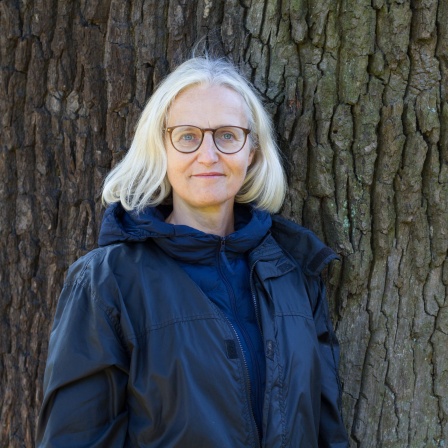 Regoierungssprecherin Christiane Hoffmann spricht in SWR1 Leute über ihr Verhältnis zur Ukraine und zu Russland und Ihren langen Fußmarsch auf den Spuren des Vaters.