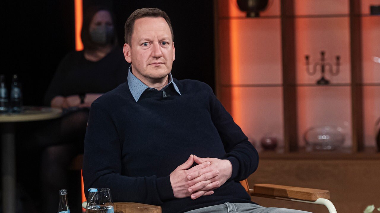 3nach9 - Die Mutter aller Talkshows: Rettungssanitäter Matthias Corssen ...