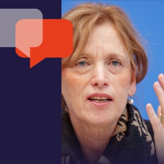 Karin Prien (CDU), Bundesministerin für Familie, Senioren, Frauen und Jugend, spricht auf einer Pressekonferenz.