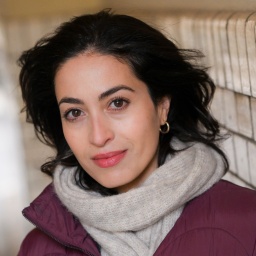 Schauspielerin Sabrina Amali bei einem dpa-Fototermin. Sabrina Amali spielt in der neuen ARD-Serie «Die Notärztin» die Titelrolle als Notärztin Dr. Nina Haddad.