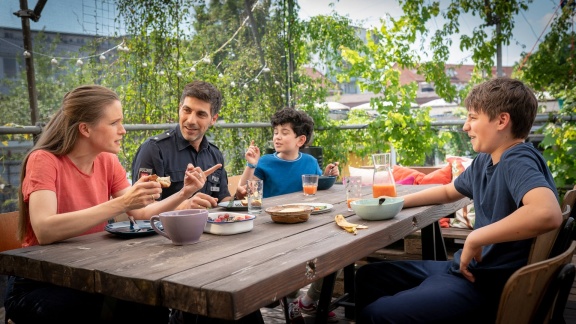 Die Pfefferkörner - Helden Lügen Nicht (s18/e06)