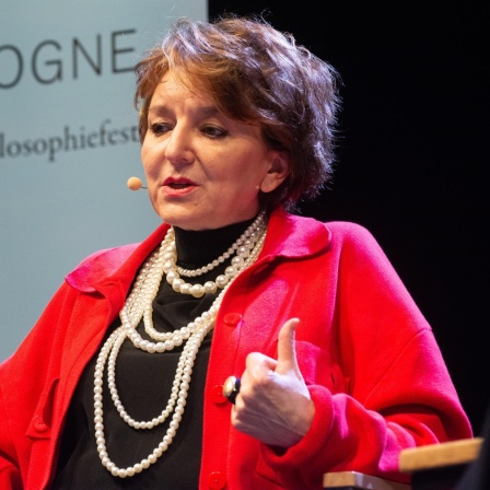 Gefühl und Gesellschaft: Die Stuttgarter Zukunftsrede von Eva Illouz