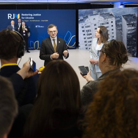 Dmytro Koeleba auf einer Pressekonferenz