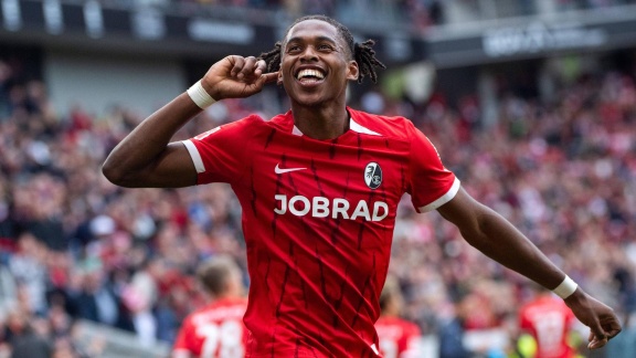 Sportschau Bundesliga - Adamus Blitz-doppelpack Lässt Freiburg Jubeln