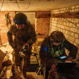 Charkiw: Ukrainische Soldaten 