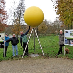 Zu Fuß durch das Sonnensystem - Wandern auf dem Planetenweg Borken