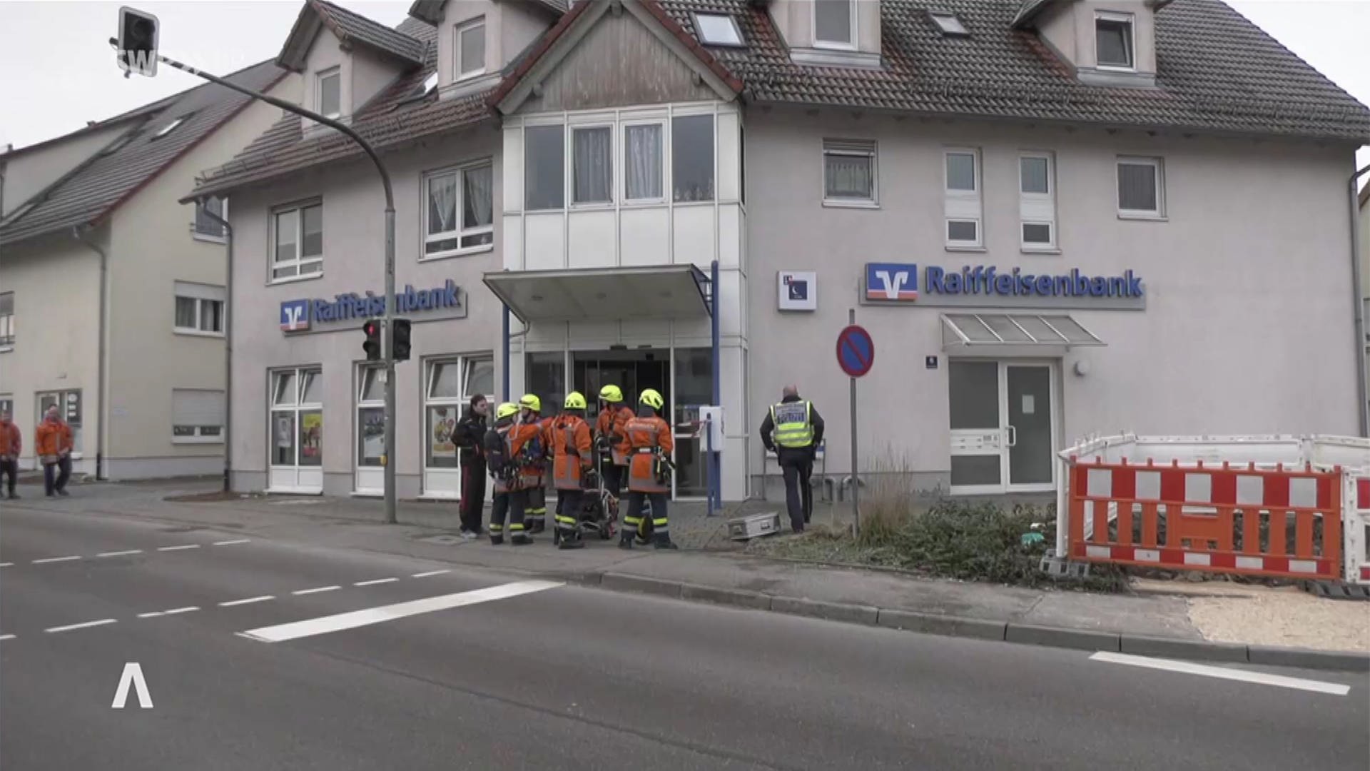 SWR Aktuell Baden-Württemberg: Festnahme nach Sprengung von Geldautomat | ARD Mediathek