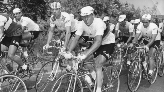 Sportschau Tour De France - Souvenirs - Alleskönner Wolfshohl Siegt In Toulouse